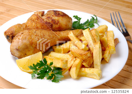 Fried chicken with potato 12535824