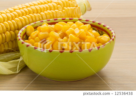 Sweet corn 12536438