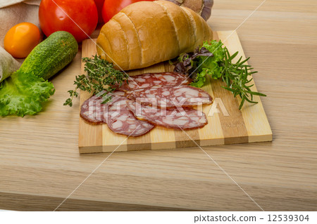 Salami 12539304