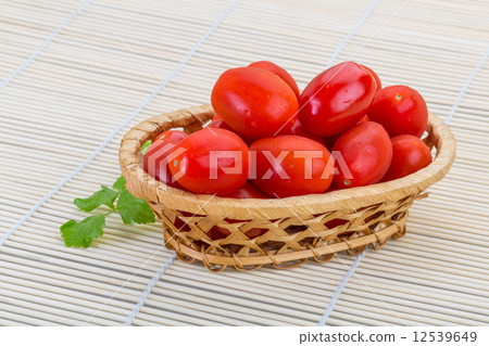 Cherry tomato 12539649