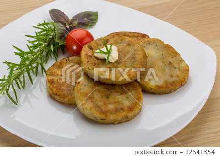 Hash brown 12541354