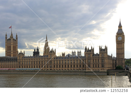 大本鐘在倫敦 12552258
