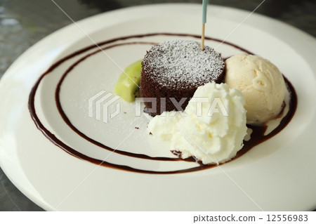 Chocolate Lava Cake with ice cream 12556983