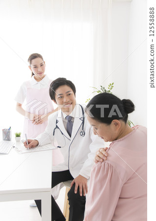 Medical examination scene 12558888