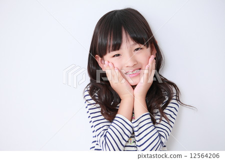 Girls Portrait 12564206