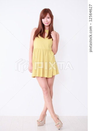 女性肖像通用圖像 12564627