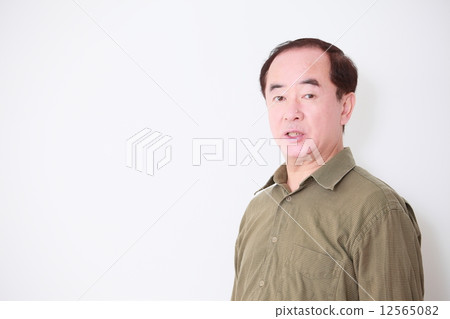 Uncle image 12565082