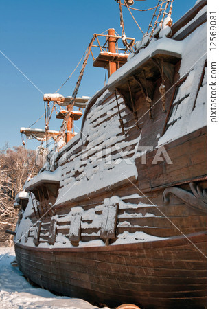 Medieval sail ship 12569081