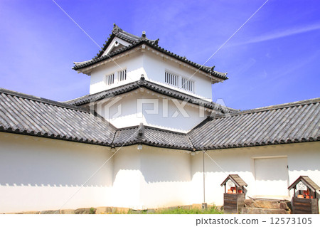 April Shiga Hikone Castle - Nishinomaru Mie Prefabricated Oval April Shiga Hikone Castle - Nishinomaru Mie Prefabricated Oval 12573105