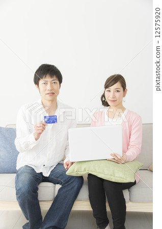 Two people credit 12575920