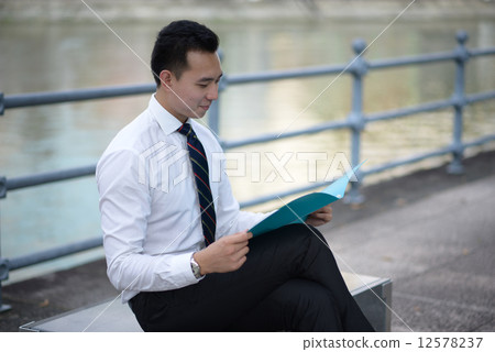 Chinese Businessman Chinese Businessman 12578237