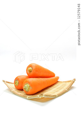 Car burning carrot 12579148