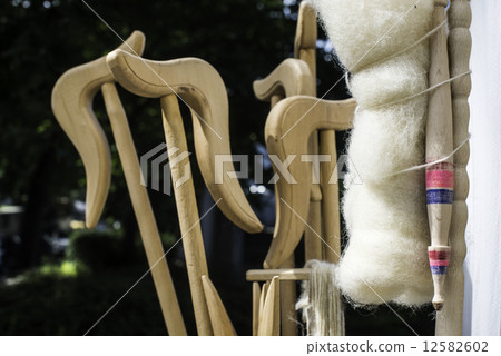 Wool on wooden reel 12582602