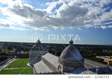 比薩斜塔大教堂廣場 12582723