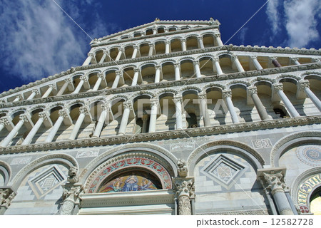 Leaning Tower of Pisa Duomo Square 12582728