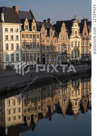 Summers Morning in Ghent 12584424