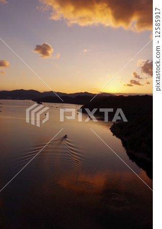 The sea at dusk 08 12585917