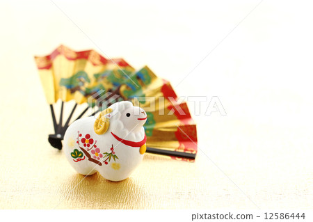 Unfinished fan · g 01 12586444