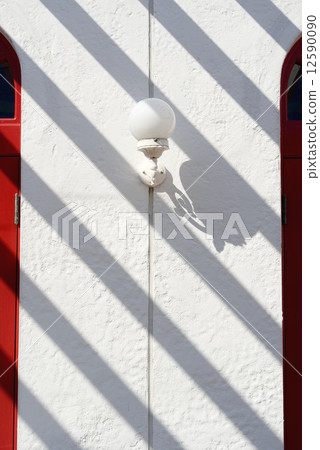 Outside light 12590090
