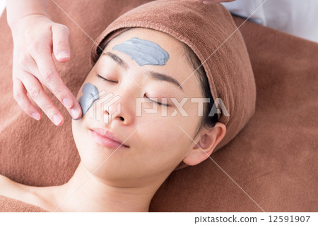 Esthetic image Esthetic image 12591907