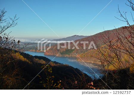 Early morning Lake Onogawa Early morning Lake Onogawa 12592737