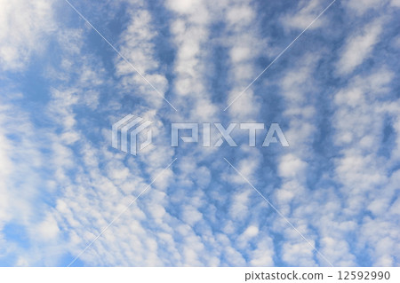 秋天的天空 秋天的天空 12592990