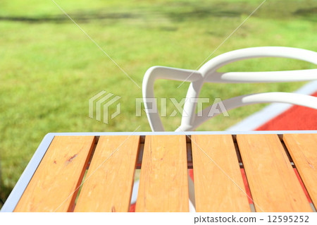 Open cafe table Open cafe table 12595252