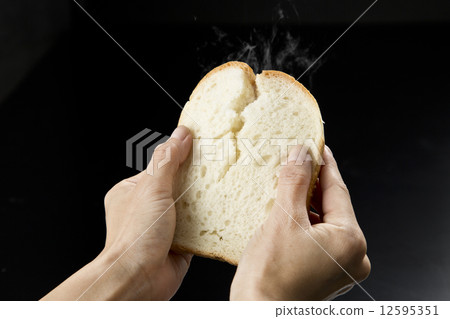普通麵包 12595351