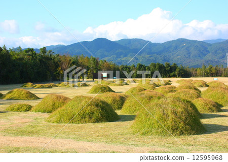 Yoshinogari ruins jar coffin grave line Yoshinogari ruins jar coffin grave line 12595968