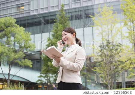 女商人 12596568