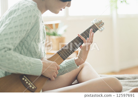 guitar, guitars, female 12597691