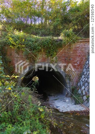 前國家鐵路Shinonoi線廢除了軌道小澤河橋 前國家鐵路Shinonoi線廢除了軌道小澤河橋 12598540
