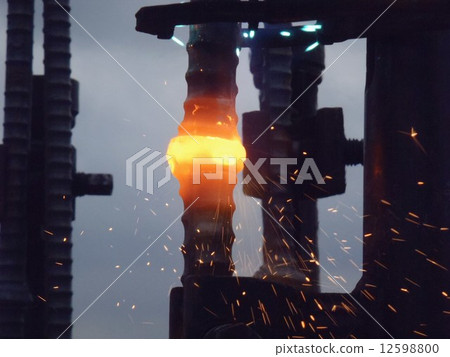 Gas pressure welding of rebar 12598800