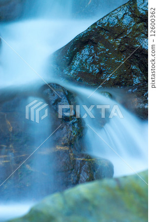 Mountain stream 12600362