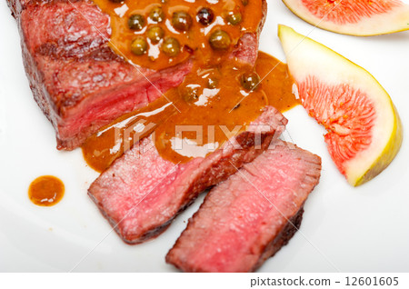 green peppercorn beef filet mignon 12601605