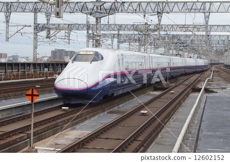E2 Series Shinkansen E2 Series Shinkansen 12602152