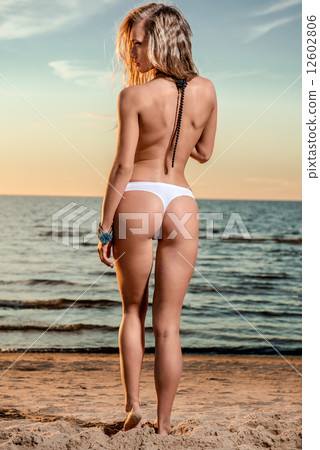 Sexy woman on the beach Sexy woman on the beach 12602806