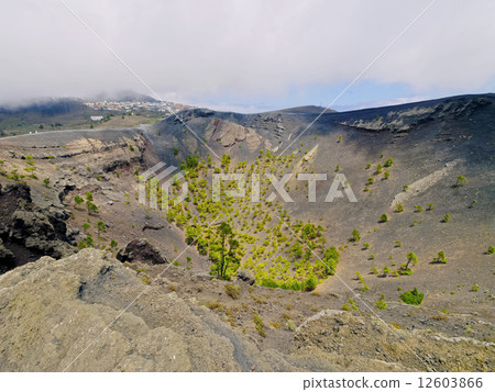 Volcano San Antonio in Fuencaliente on La Palma 12603866