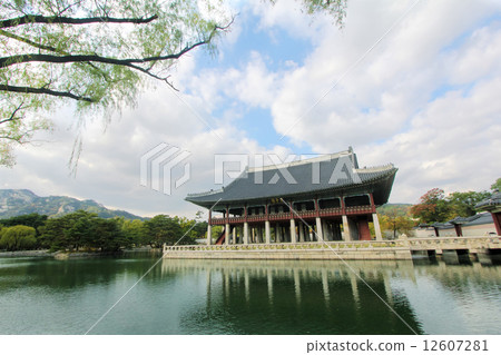 Gyeongbokgung Palace, Seoul, South Korea 12607281