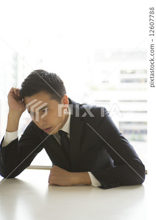 商務男士 12607788