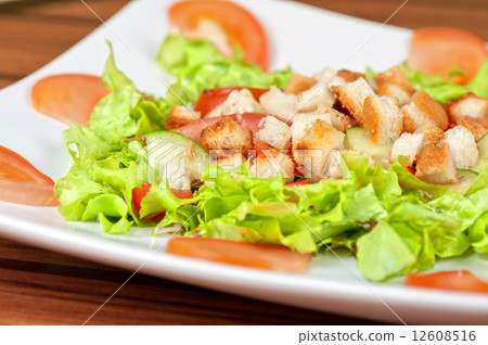 Vegetable salad with crackers Vegetable salad with crackers 12608516
