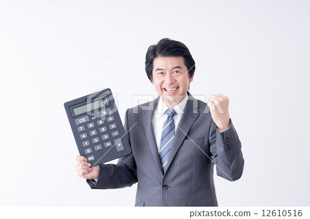 Senior businessman 12610516