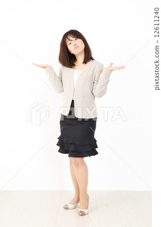 Omission ... business woman 12611240