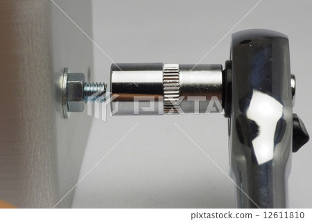 Ratchet wrench 12611810