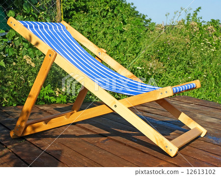 Wooden shaise lounge. 12613102