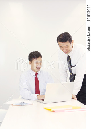 商業夥伴 12613613
