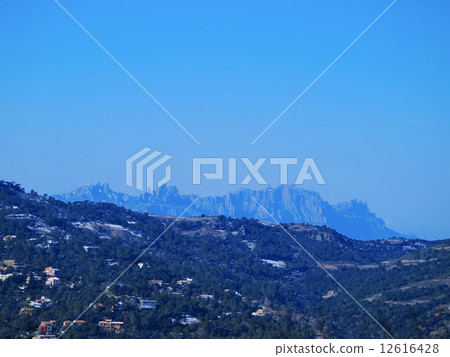 Montserrat Mountains 12616428