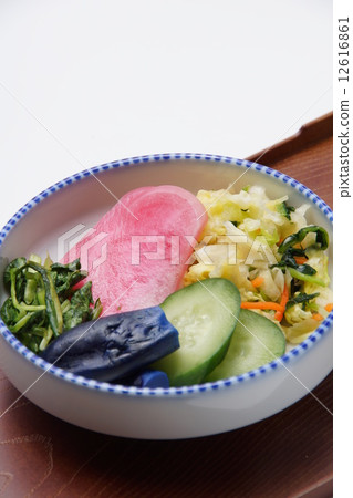 pickles 12616861
