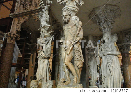 Italian Leaning Tower of Pisa Duomo Sculpture 12618767