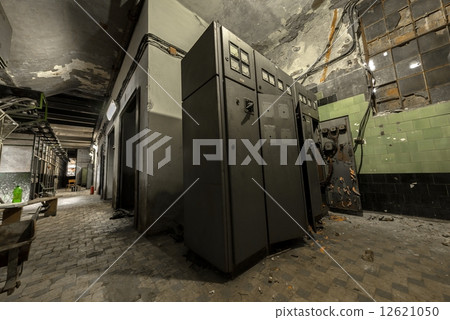 Electricity distribution hall in metal industry 12621050